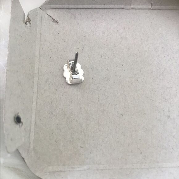 Avon new Believe Cross Necklace with earrings - Picture 9 of 16